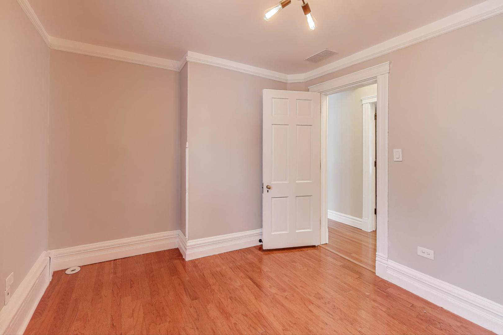 1006 Forest Avenue Evanston, IL 60202 - Photo 28 of 70