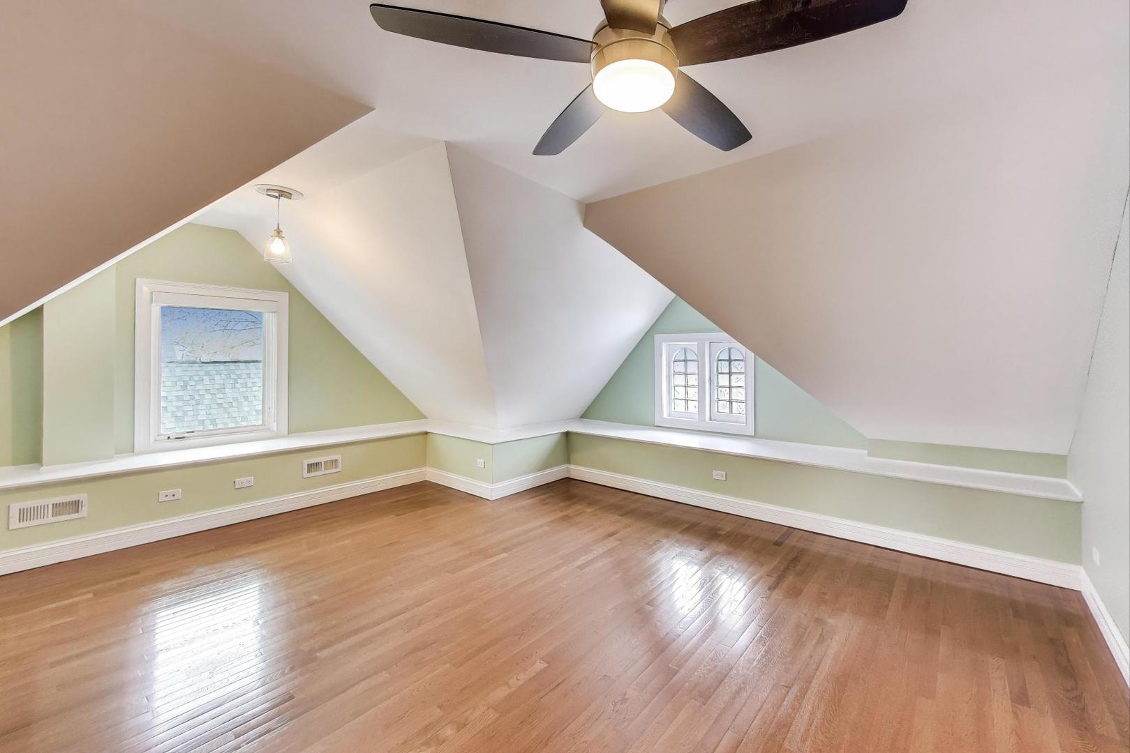 1006 Forest Avenue Evanston, IL 60202 - Photo 34 of 70