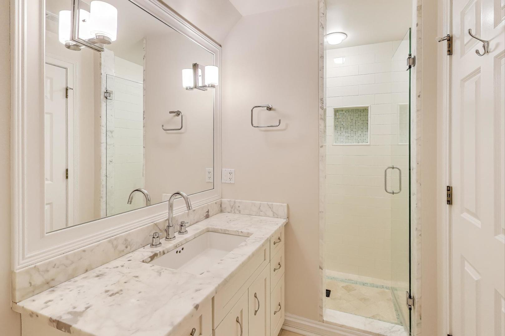 1006 Forest Avenue Evanston, IL 60202 - Photo 41 of 70