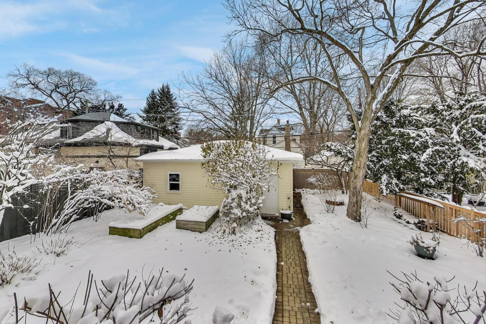 1006 Forest Avenue Evanston, IL 60202 - Photo 51 of 70