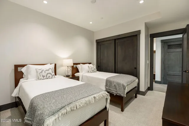 $2,050,000 | 42 Riverfront Lane, Unit 206, Avon, CO 81620