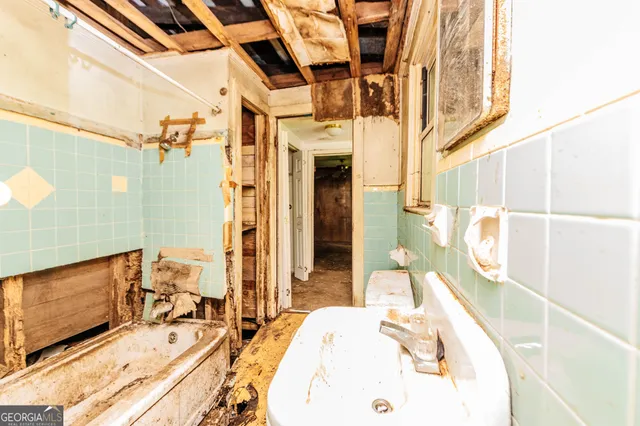 $19,950 | 118 5th Street, Cochran, GA 31014