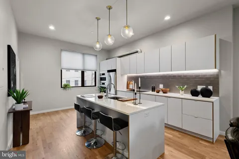 $525,000 | 1720 Folsom Street, Unit B, Philadelphia, PA 19130