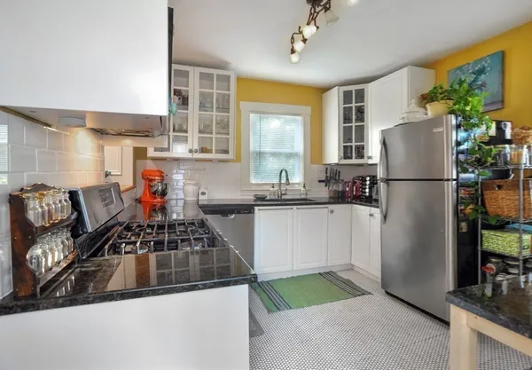 $949,000 | 14 Highland Avenue, Hull, MA 02045