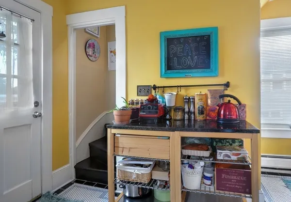 $949,000 | 14 Highland Avenue, Hull, MA 02045