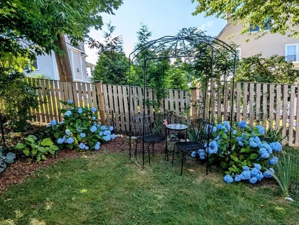 $949,000 | 14 Highland Avenue, Hull, MA 02045
