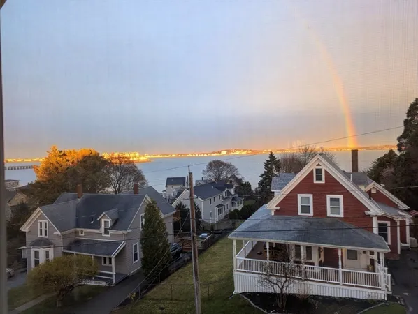 $949,000 | 14 Highland Avenue, Hull, MA 02045