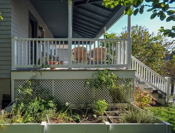 $949,000 | 14 Highland Avenue, Hull, MA 02045