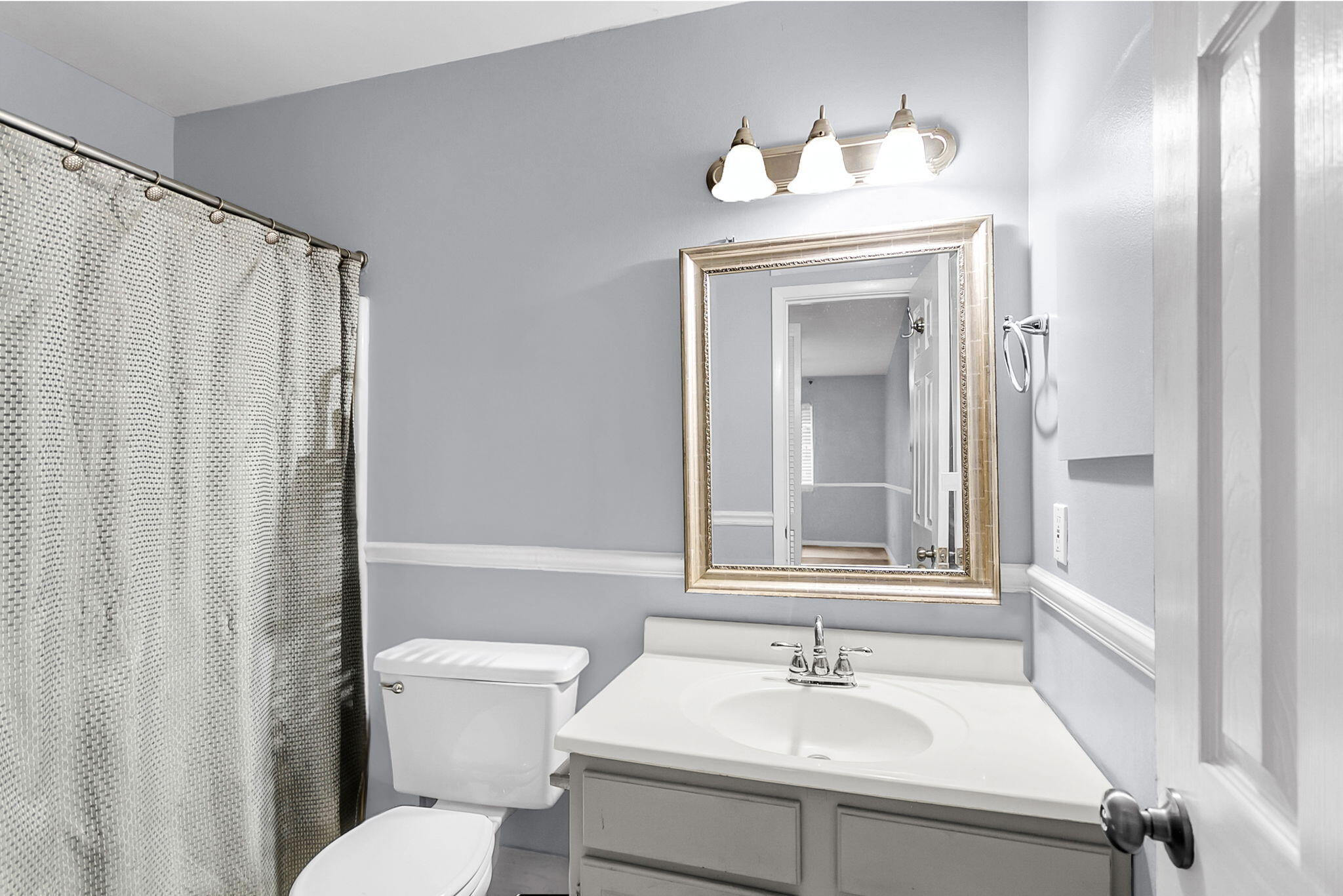 91 Ashley Hall Plantation Road, Unit 4 Charleston, SC 29407 - Photo 21 of 30 Owners Bathroom