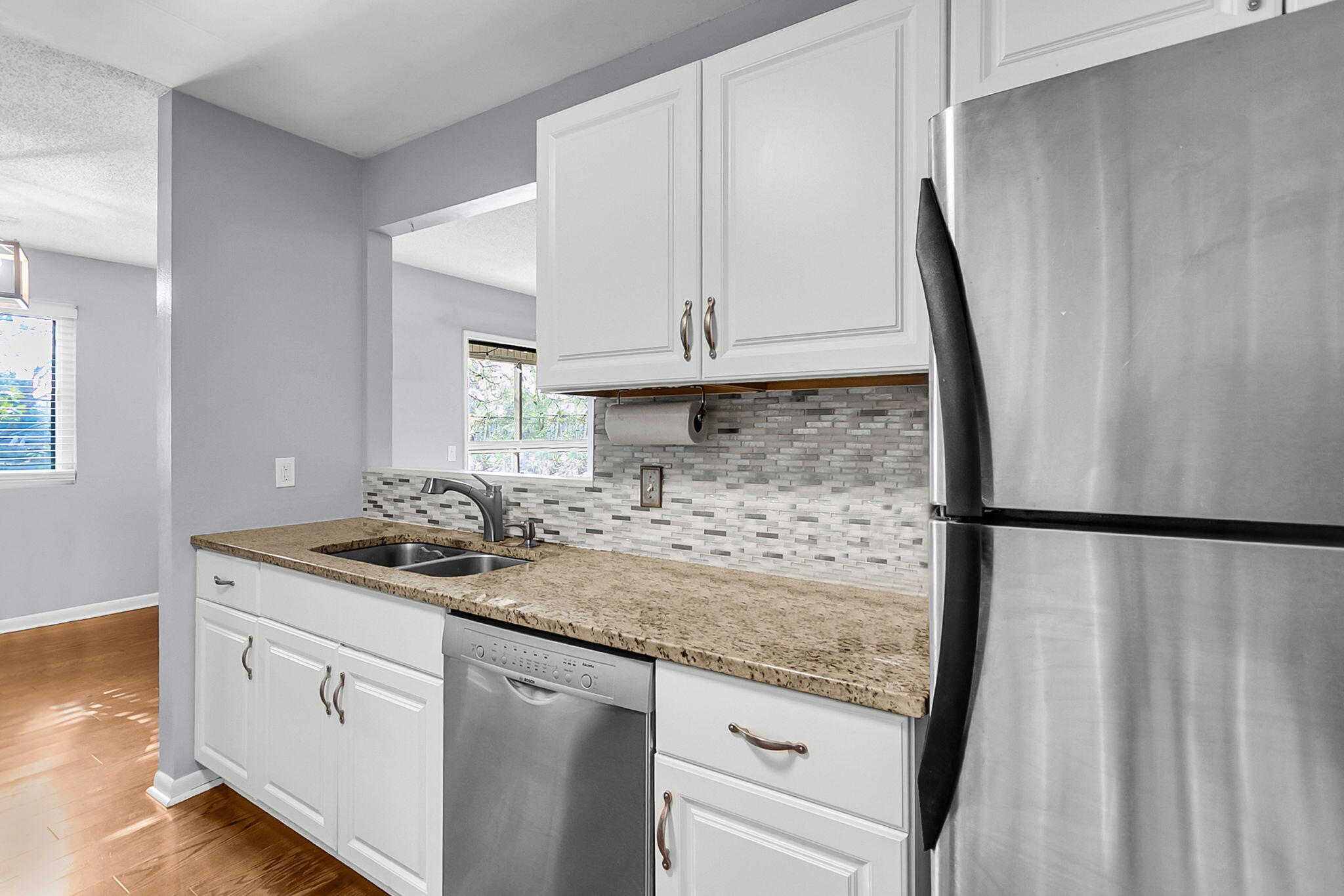 91 Ashley Hall Plantation Road, Unit 4 Charleston, SC 29407 - Photo 5 of 30 Kitchen