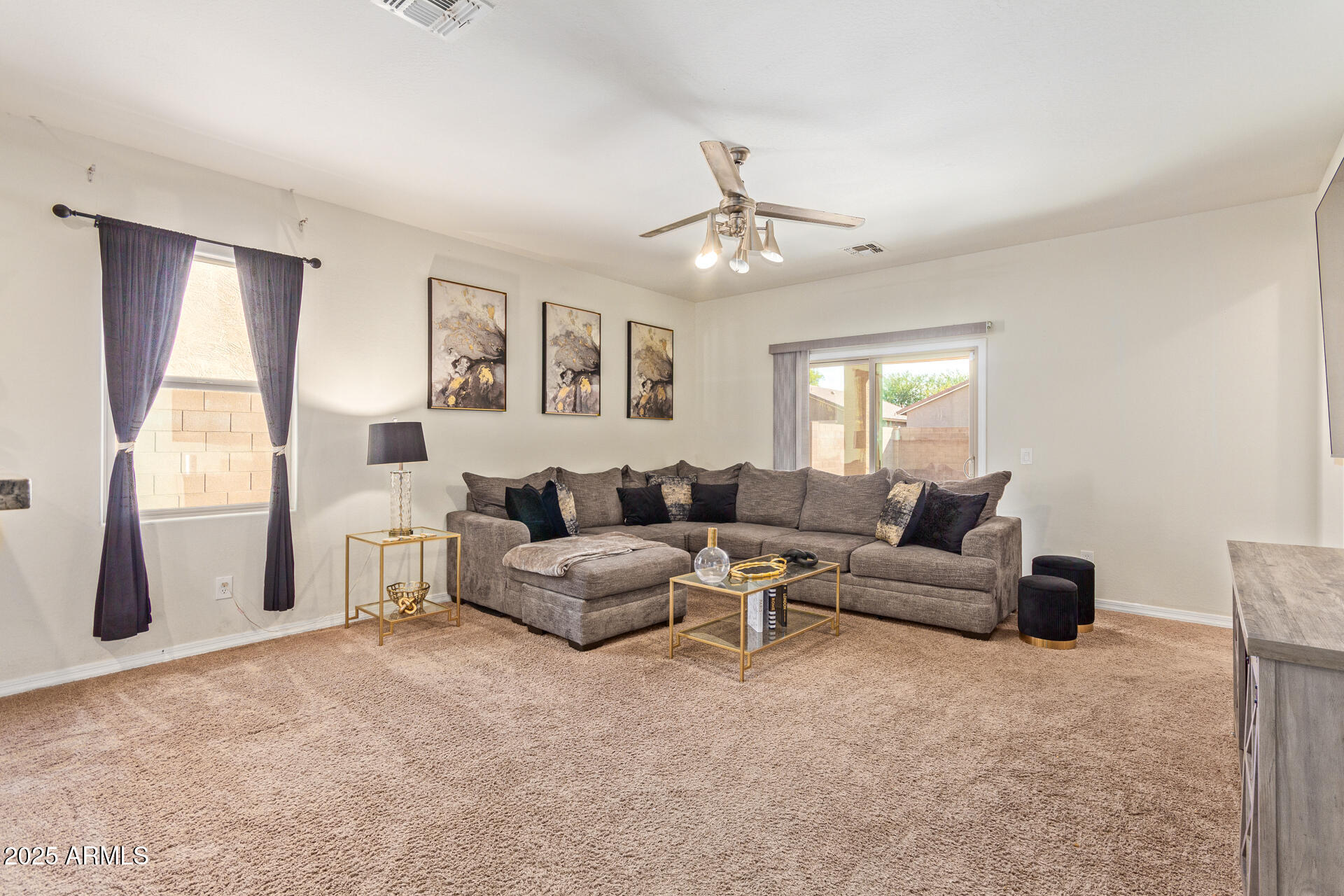 42429 Sussex Road Maricopa, AZ 85138 - Photo 6 of 31 11-Sussex