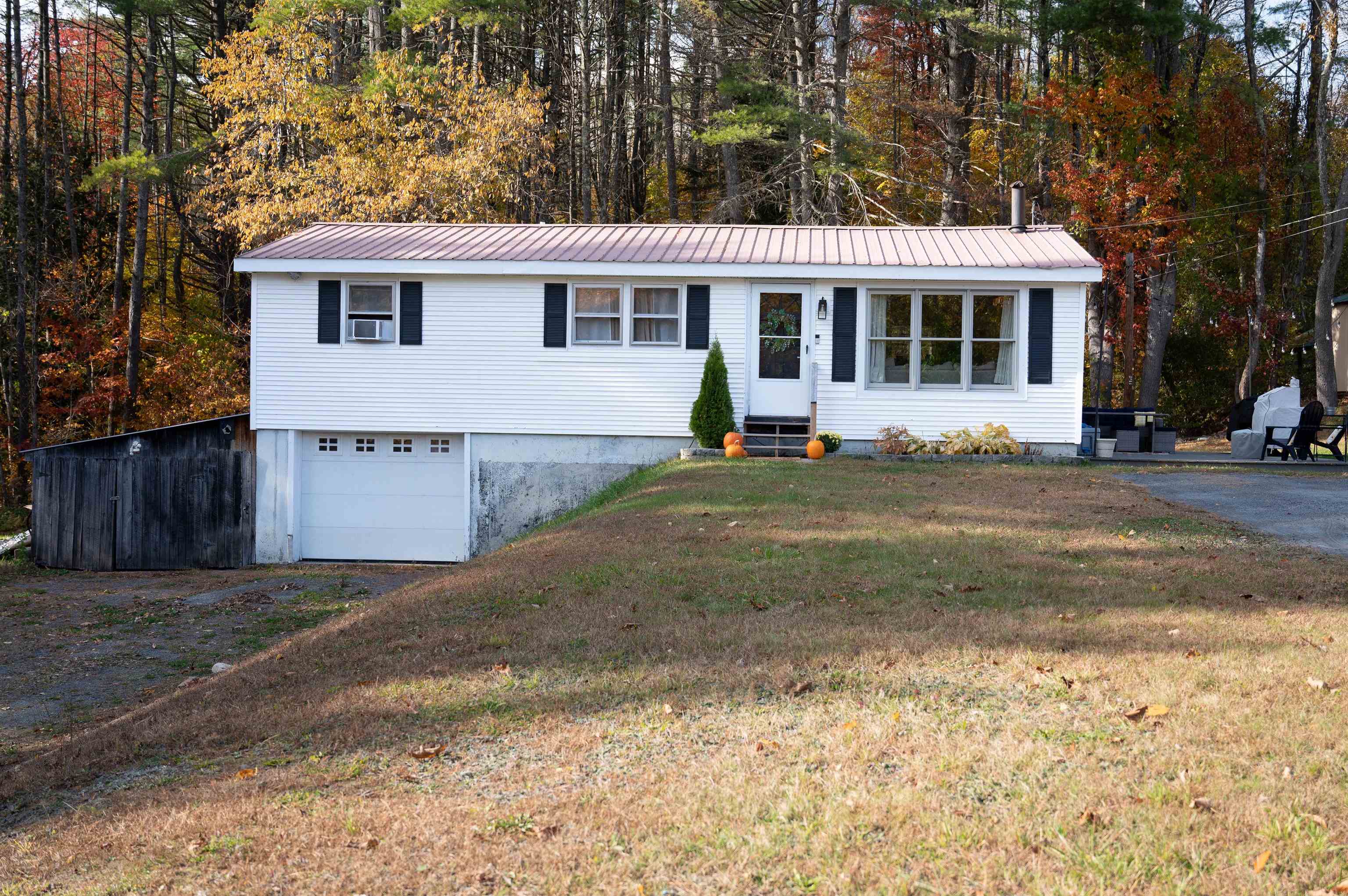 483 South Street Springfield, VT 05156 - Photo 1 of 19