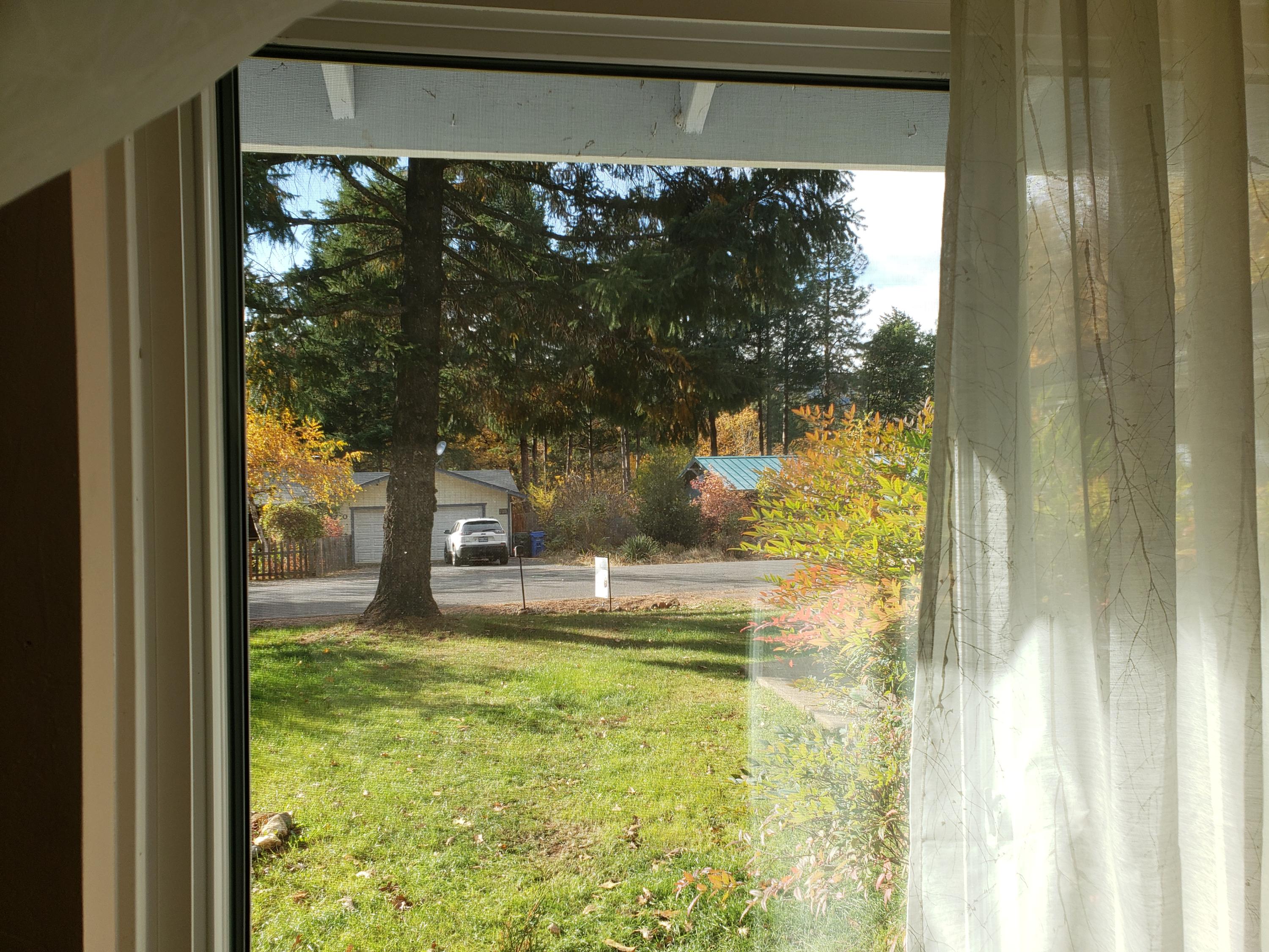217 Shadowbrook Drive Cave Junction, OR 97523 - Photo 22 of 25 New vinyl window in front bedroom