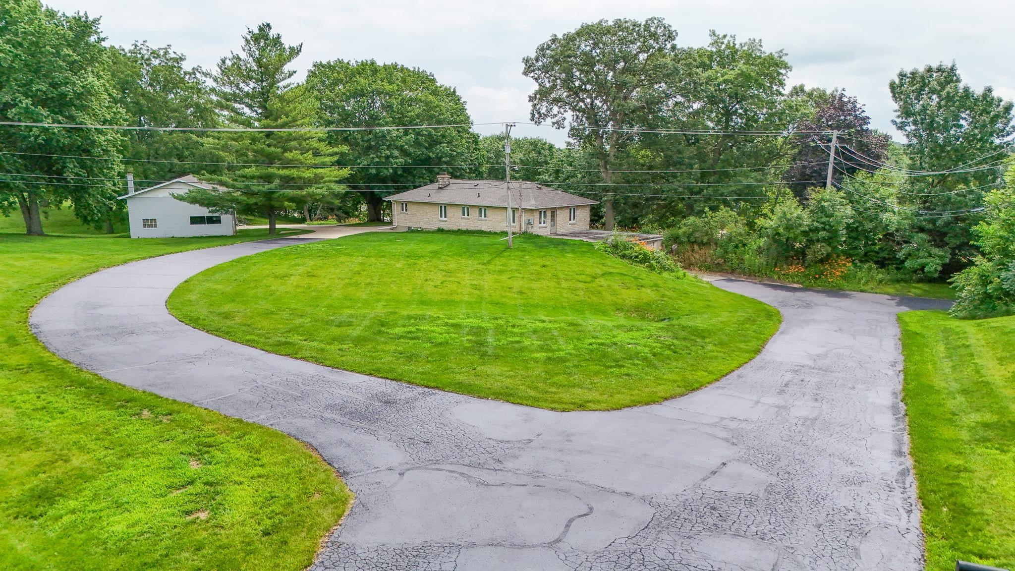 1742 Wolverine Road Dixon, IL 61021 - Photo 1 of 49