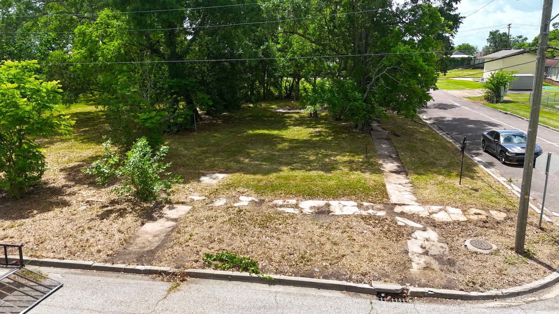 360 Center Street Beaumont, TX 77701 - Photo 2 of 6 a view of a yard