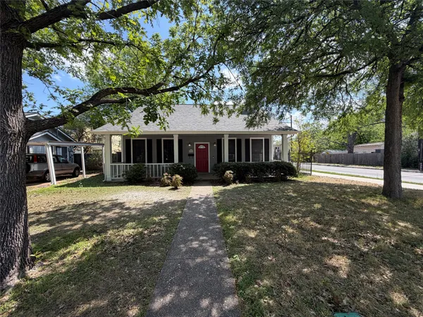 $3,200 | 5101 Avenue H, Austin, TX 78751