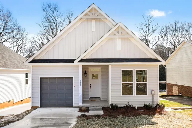 $285,000 | 508 Mill Street, Lowell, NC 28098