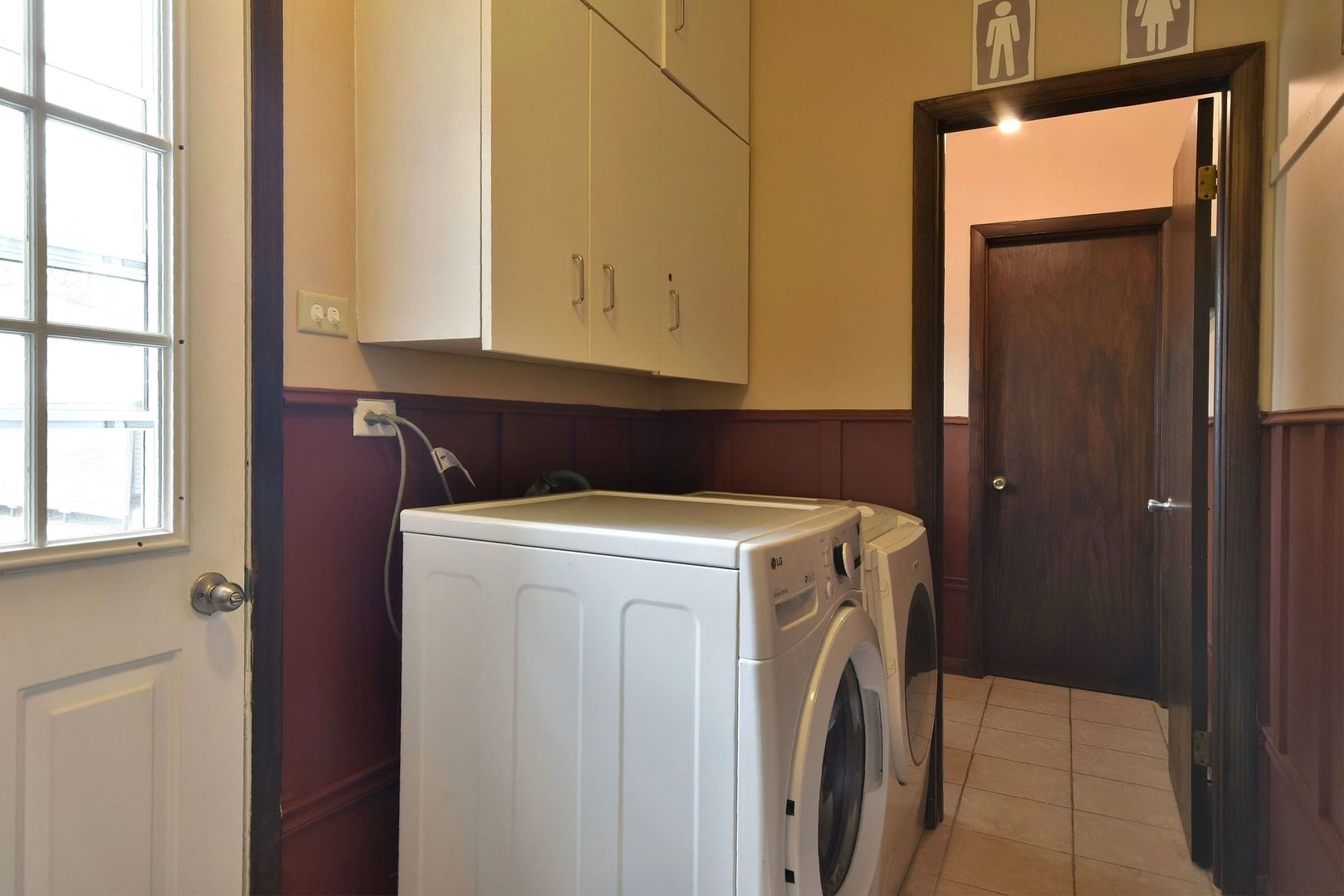 18824 Ruth Drive Mokena, IL 60448 - Photo 16 of 29 a utility room with dryer and washer