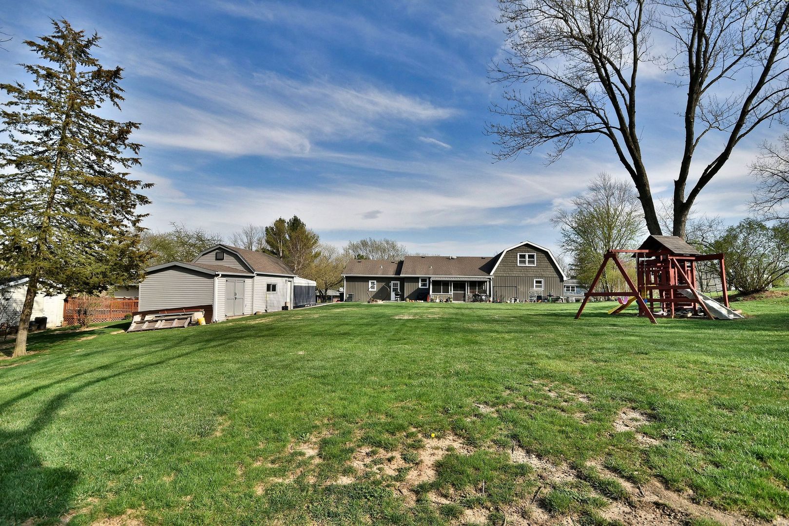 18824 Ruth Drive Mokena, IL 60448 - Photo 25 of 29 a front view of a house with garden