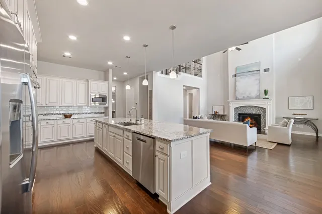 $660,000 | 33931 Mill Creek Way, Pinehurst, TX 77362