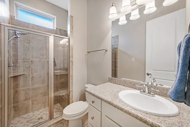 $660,000 | 33931 Mill Creek Way, Pinehurst, TX 77362