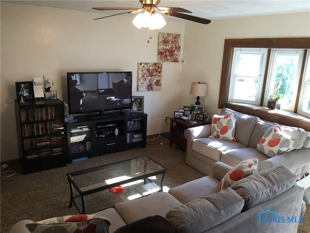28772 Starlight Road Perrysburg, OH 43551 - Photo 3 of 24 Gallery Image 3