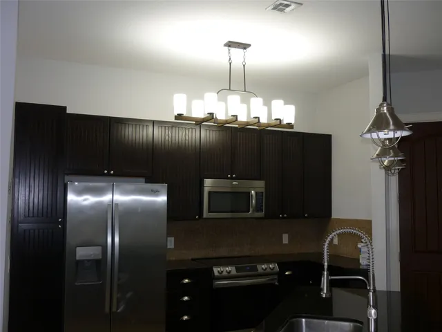 $275,000 | 17040 West Fm 1097 Road, Unit 5202, Montgomery, TX 77356