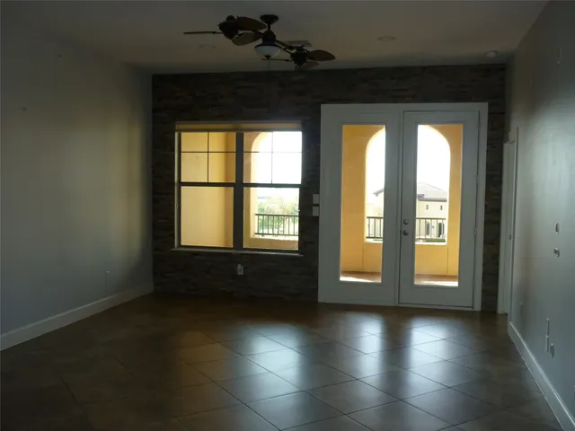 $275,000 | 17040 West Fm 1097 Road, Unit 5202, Montgomery, TX 77356