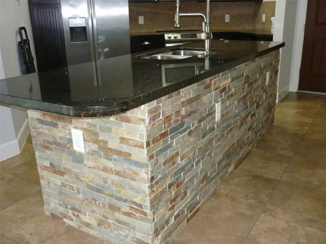 $275,000 | 17040 West Fm 1097 Road, Unit 5202, Montgomery, TX 77356