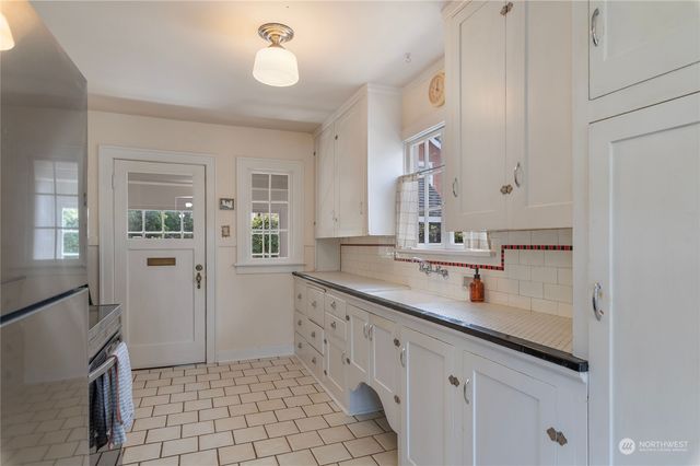 $559,900 | 1417 Division Avenue, Tacoma, WA 98403