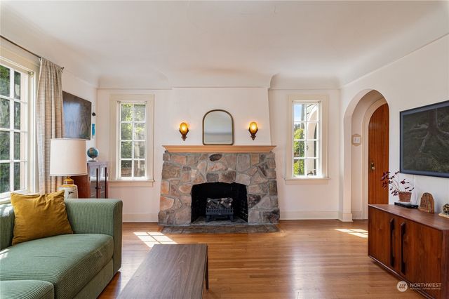 $559,900 | 1417 Division Avenue, Tacoma, WA 98403