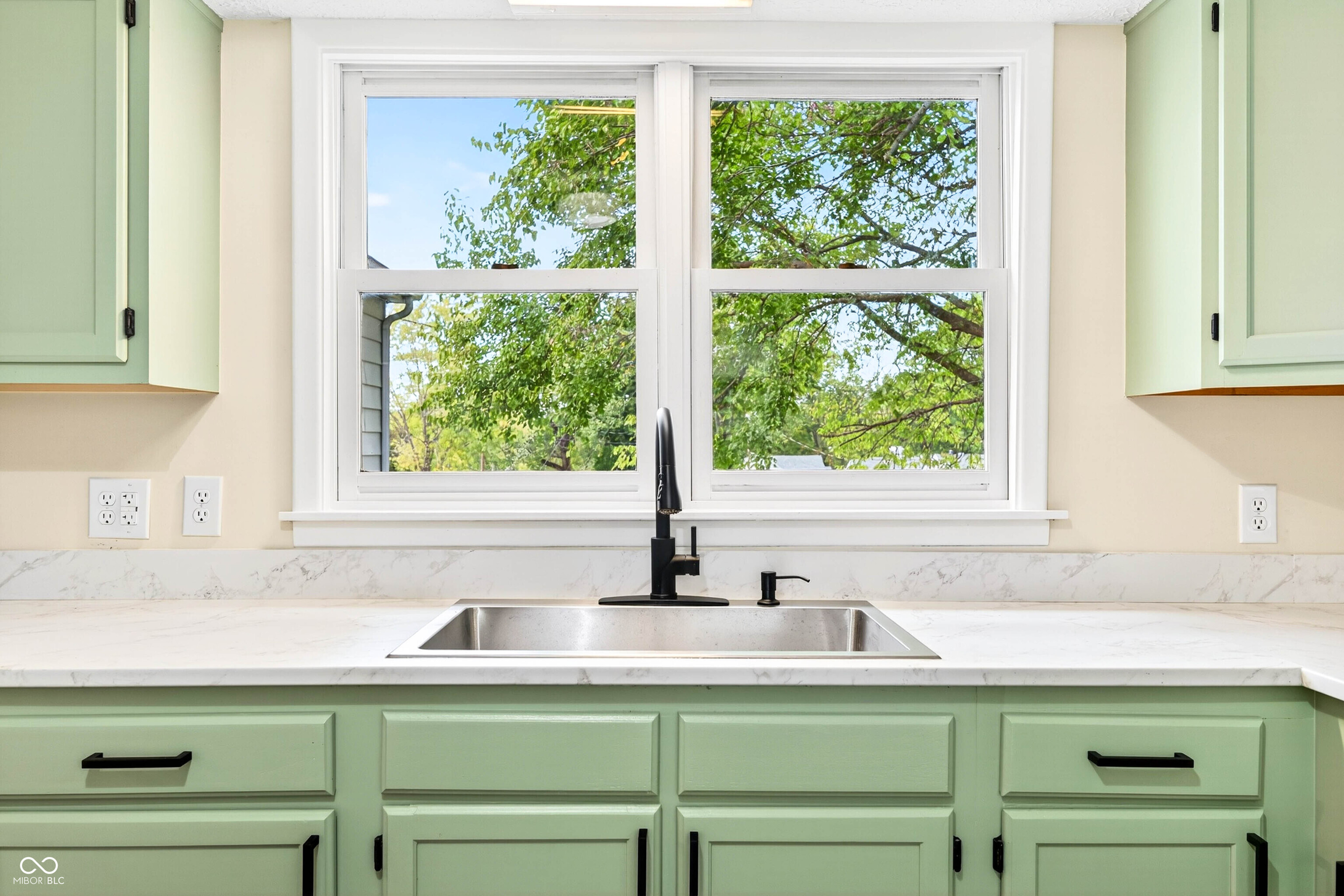 7951 South Nineveh Road Nineveh, IN 46164 - Photo 15 of 48