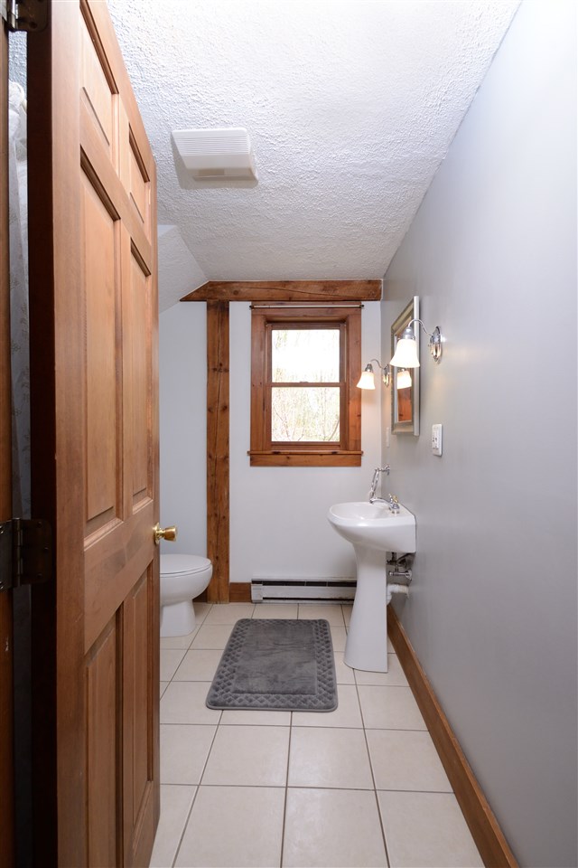 56 Robbins Road Wilton, NH 03086 - Photo 22 of 31