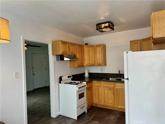 $2,000 | 5118 Huntington Drive South, Unit 1/2, Los Angeles, CA 90032