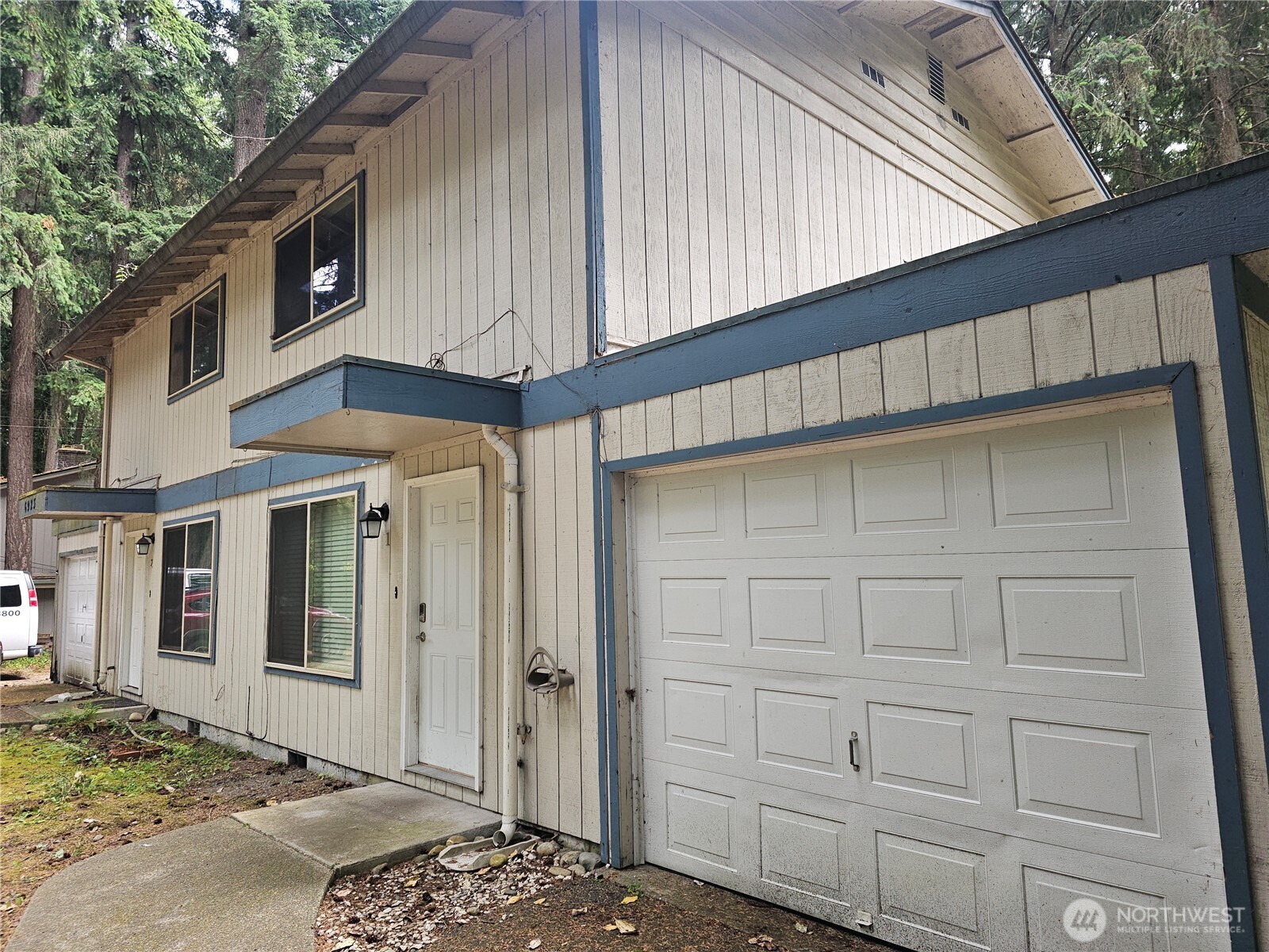 6923 20th Avenue Southeast, Unit 1 Lacey, WA 98503 - Photo 2 of 12