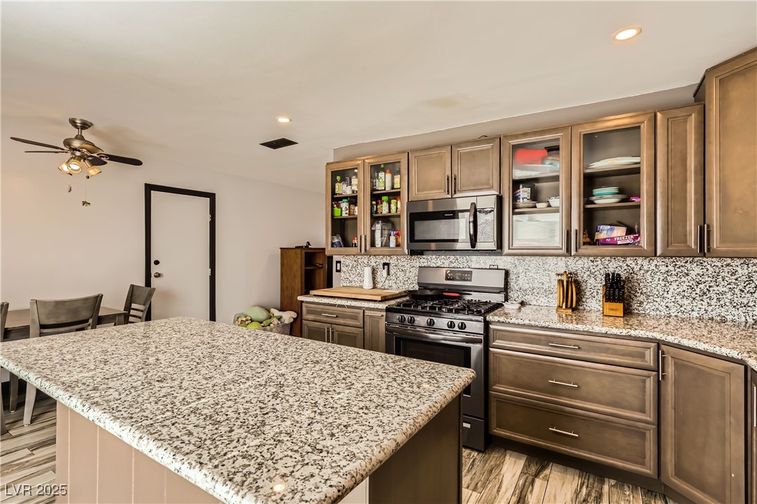 7939 Wishing Well Road Las Vegas, NV 89123 - Photo 20 of 53