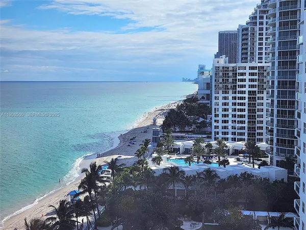 $5,000 | 2751 South Ocean Drive, Unit 204S, Hollywood, FL 33019