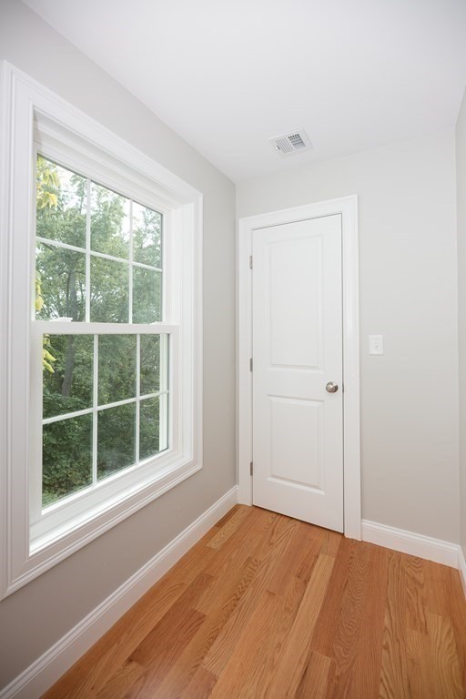 14 Thayer Street Framingham, MA 01702 - Photo 22 of 38