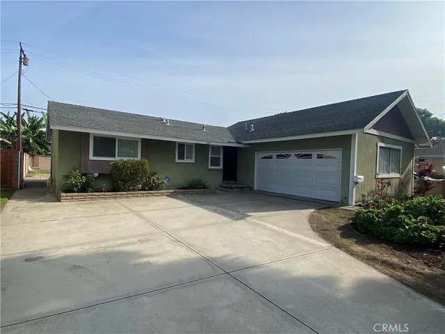 $3,650 | 2517 South Douglas Street, Santa Ana, CA 92704