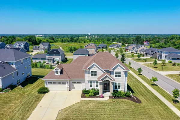 $1,195,000 | 8735 South Bell Meadow Court, Franklin, WI 53132