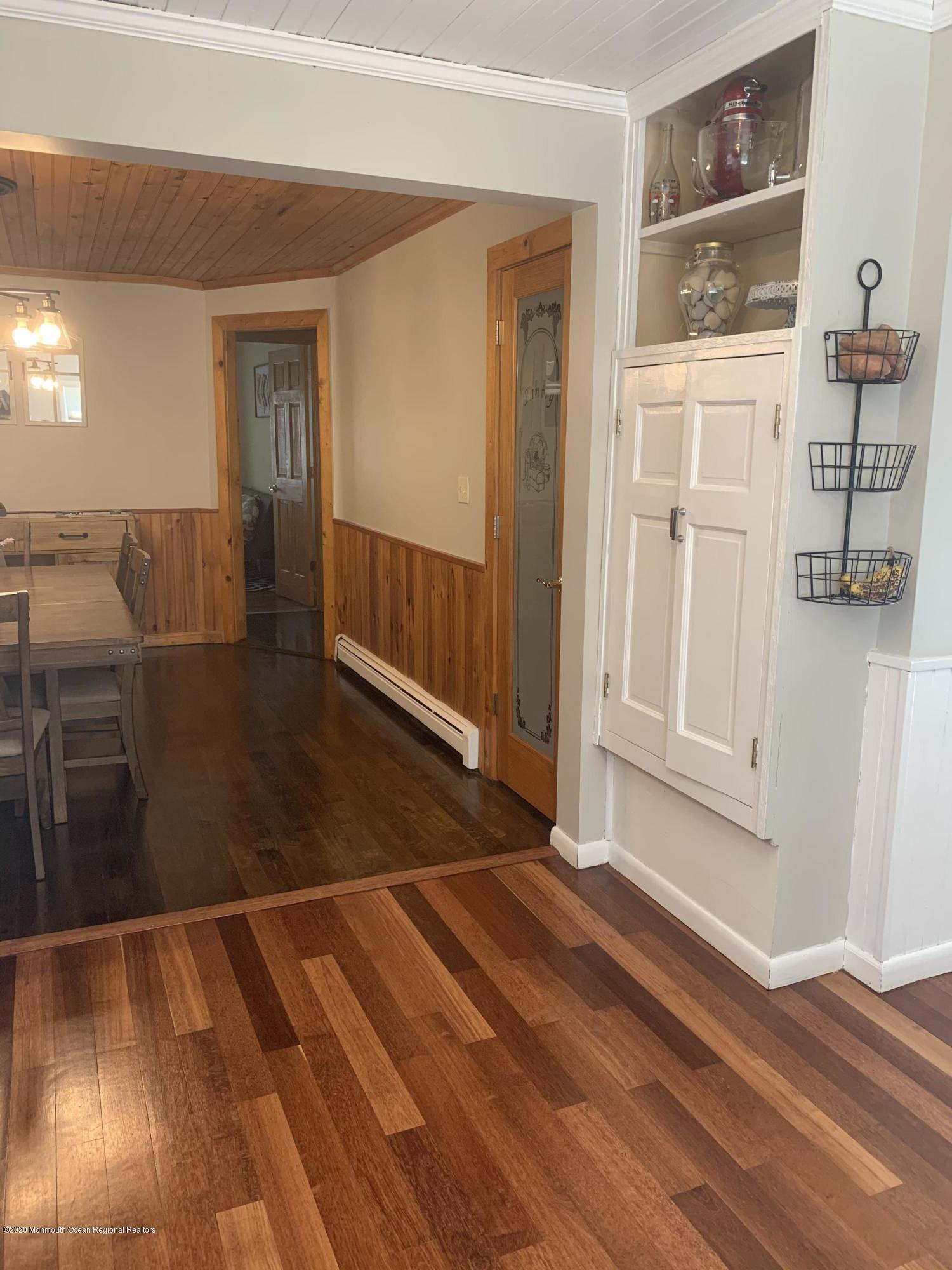 51 Thompson Bridge Road Jackson, NJ 08527 - Photo 14 of 60 Kitchen:Dining room 1