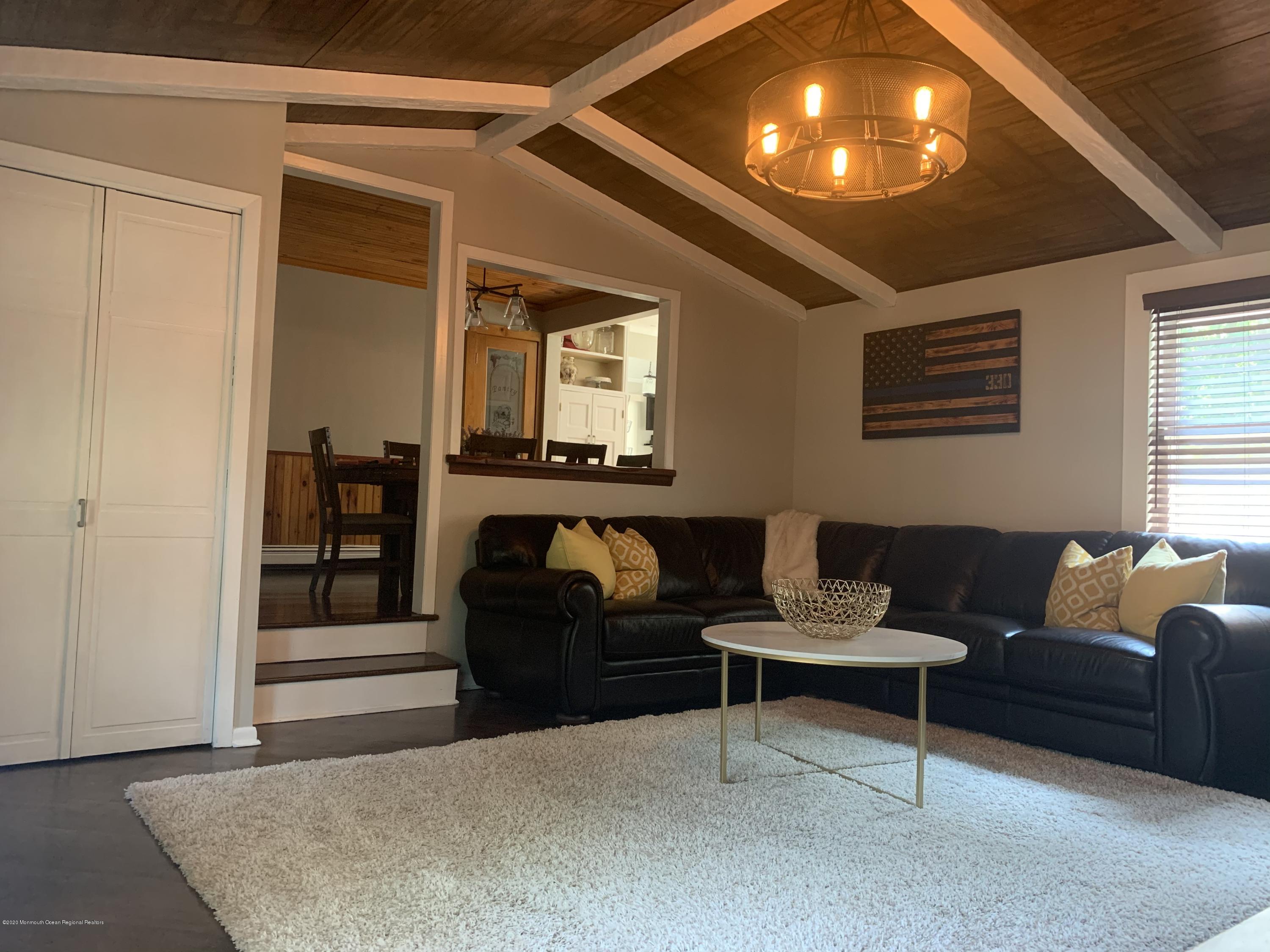 51 Thompson Bridge Road Jackson, NJ 08527 - Photo 17 of 60 Living Room 3