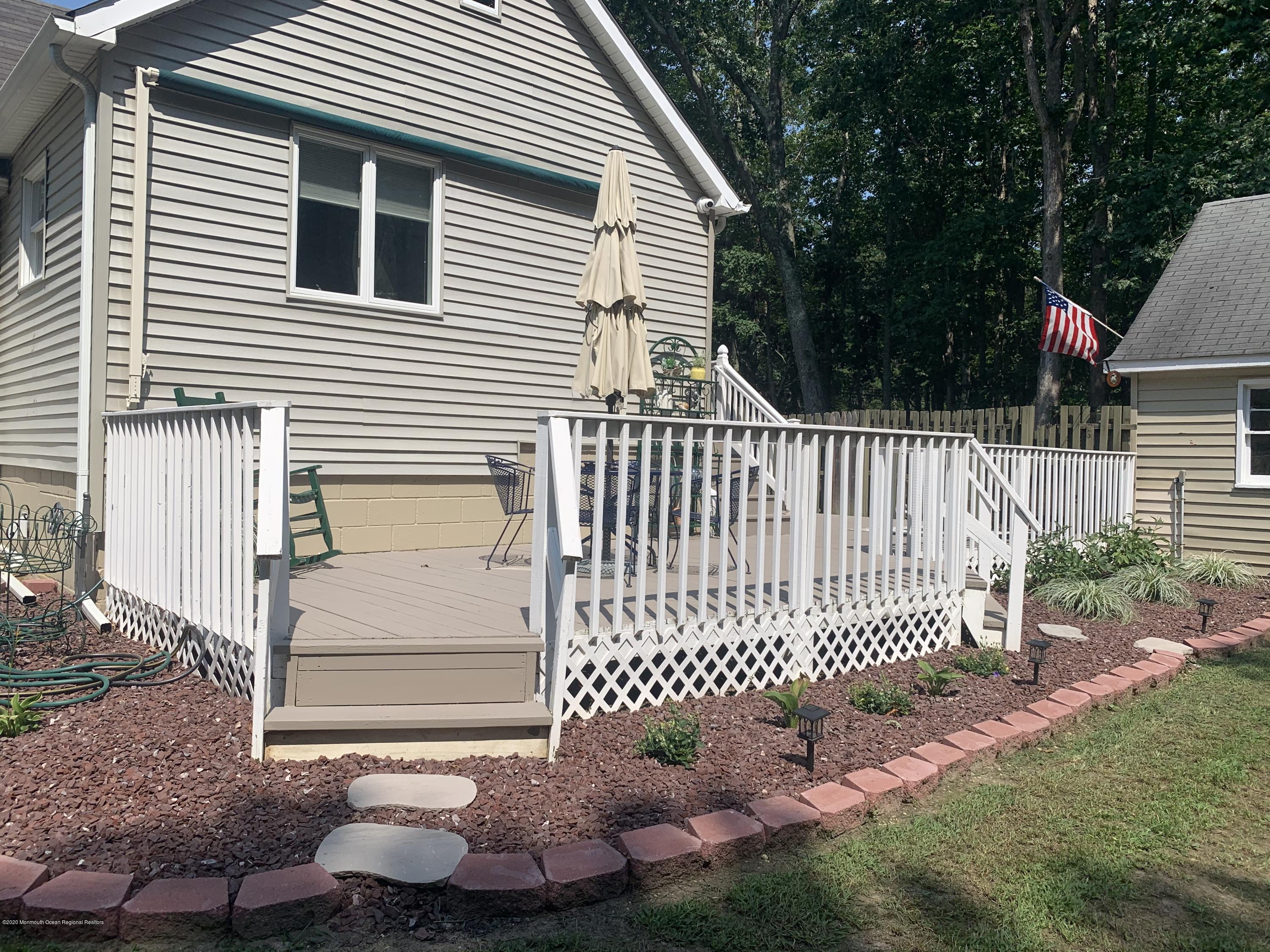 51 Thompson Bridge Road Jackson, NJ 08527 - Photo 31 of 60 Deck 3