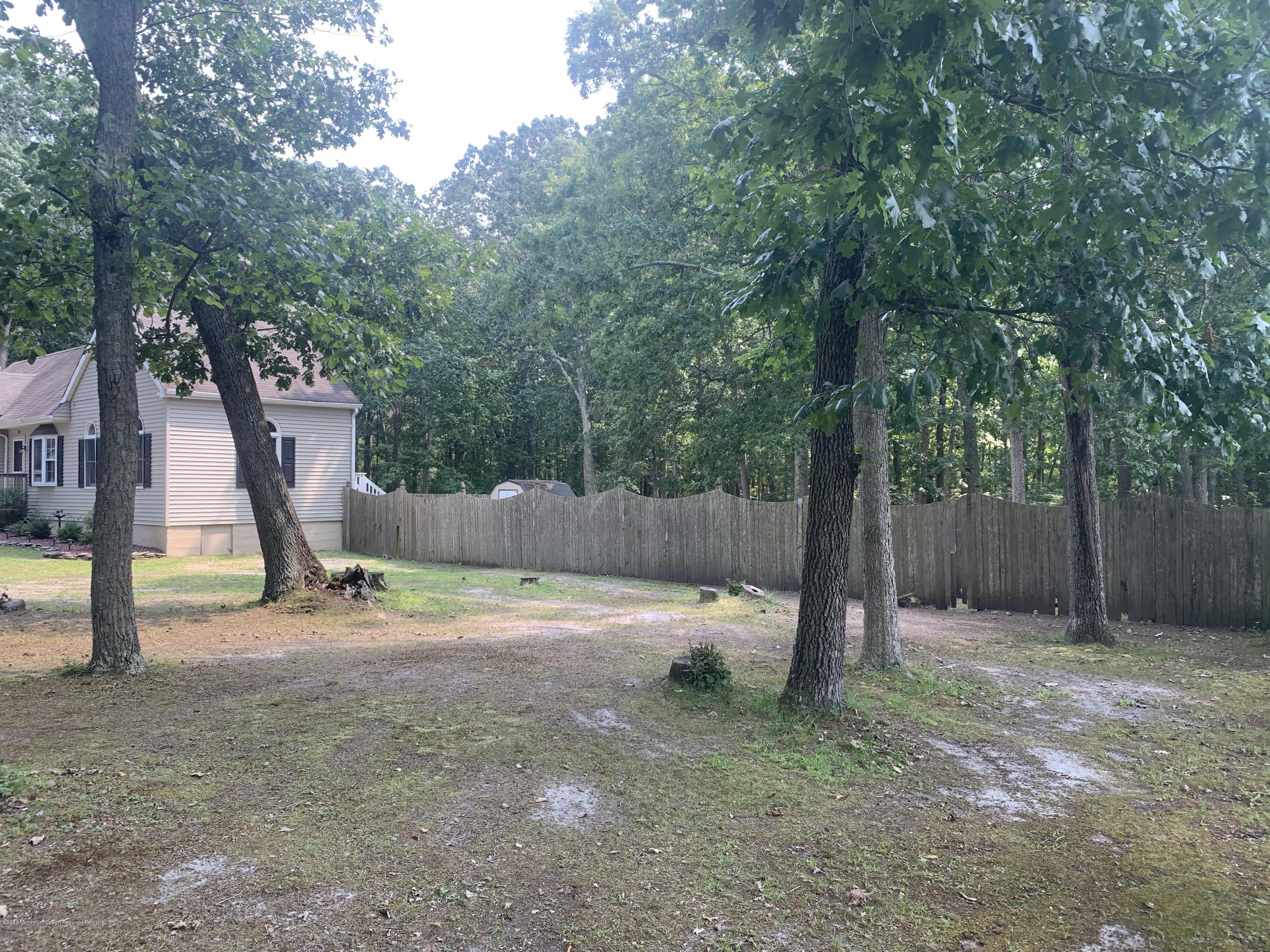 51 Thompson Bridge Road Jackson, NJ 08527 - Photo 33 of 60 front yard 1