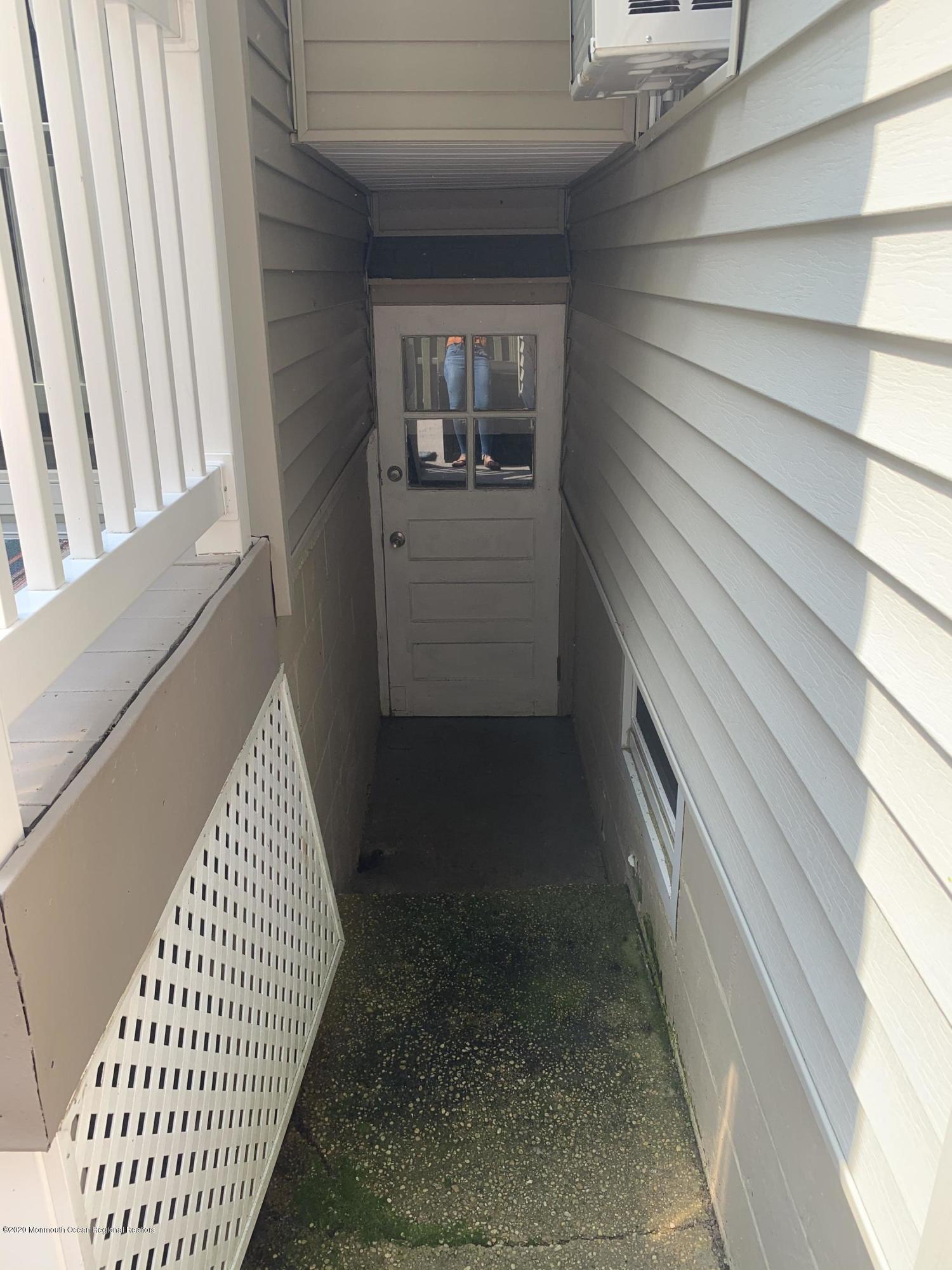 51 Thompson Bridge Road Jackson, NJ 08527 - Photo 52 of 60 Basement entrance 1