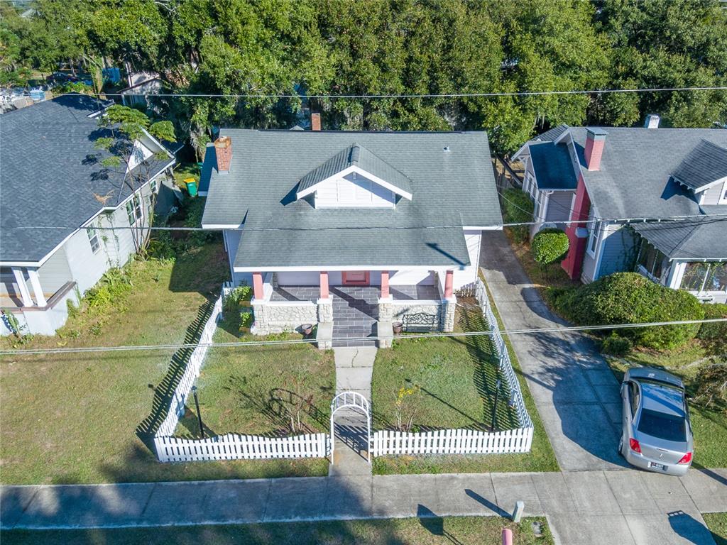 427 East Washington Avenue Eustis, FL 32726 - Photo 39 of 42 an aerial view of a house