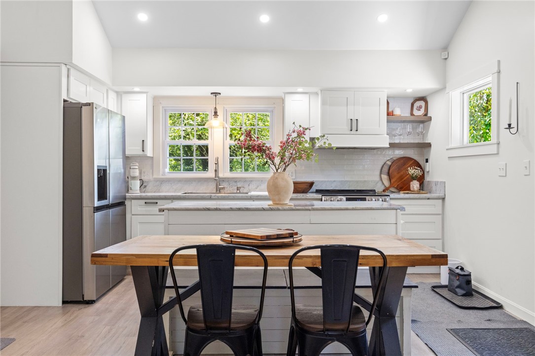 762 Waites Corner Road South Kingstown, RI 02892 - Photo 12 of 43