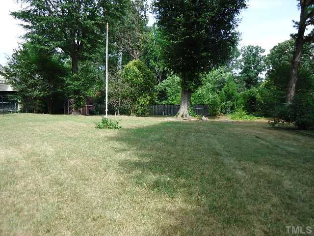 3121 Hope Valley Road Durham, NC 27707 - Photo 15 of 15 Large fenced in back yard