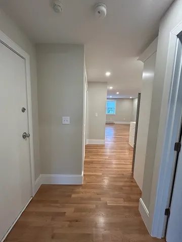 $2,750 | 15-21 Carson Street, Unit 6, Boston, MA 02125