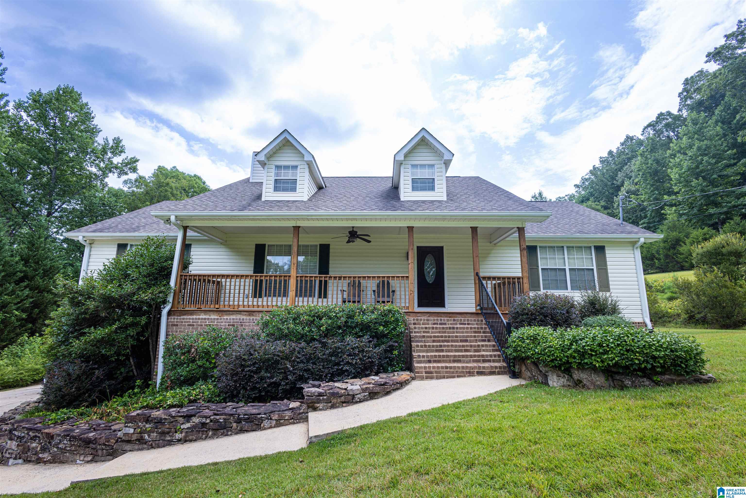 640 Beaver Ridge Circle Ashville, AL 35953 - Photo 3 of 45